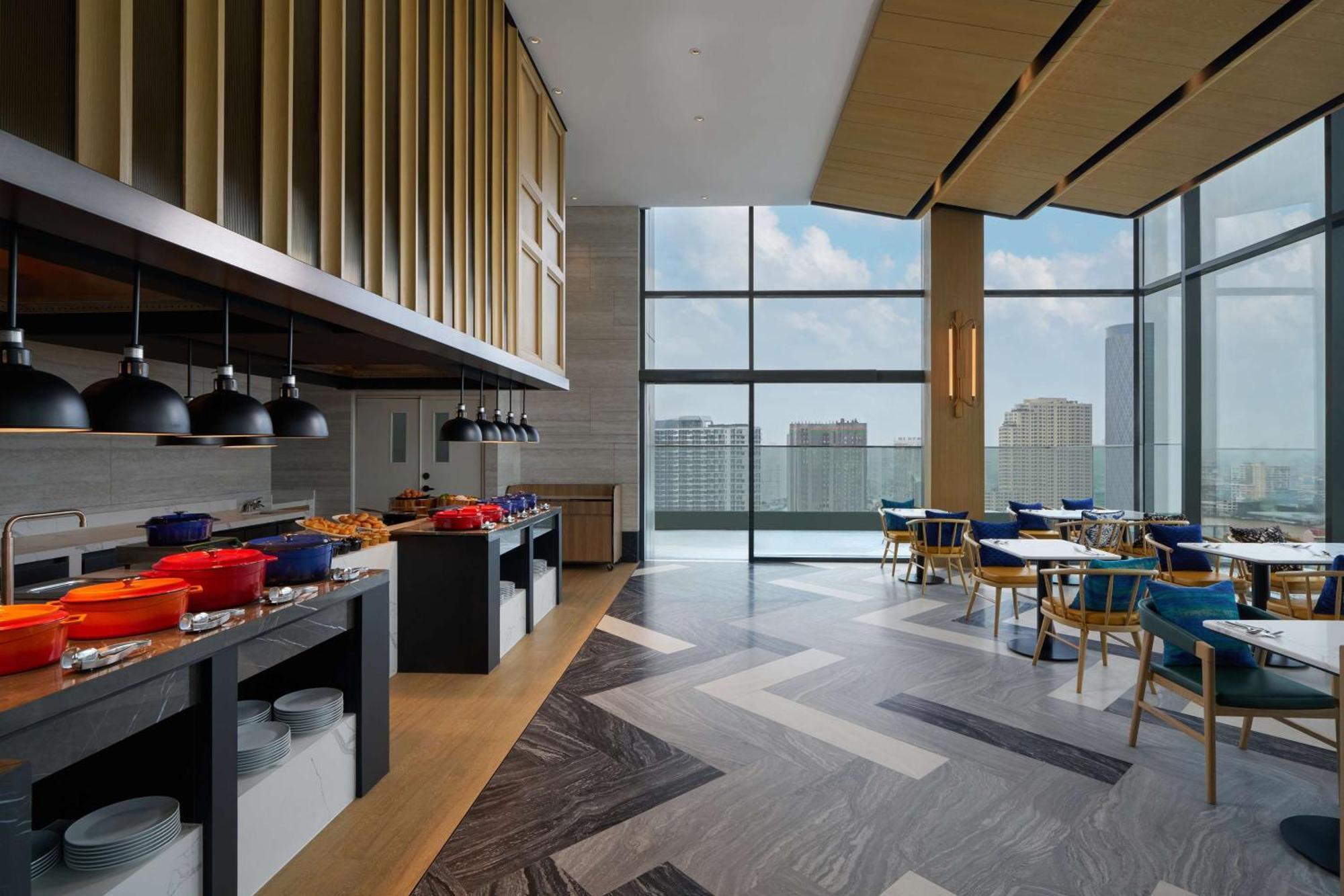 Hilton Garden Inn Bangkok Riverside Zewnętrze zdjęcie